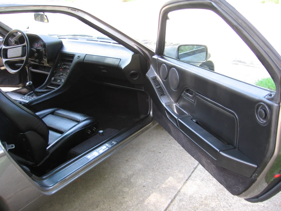 1986 Porsche 928 S - Image 22 of 31