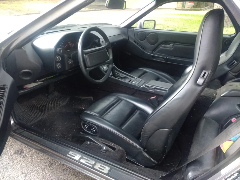 1986 Porsche 928 S - Image 11 of 31