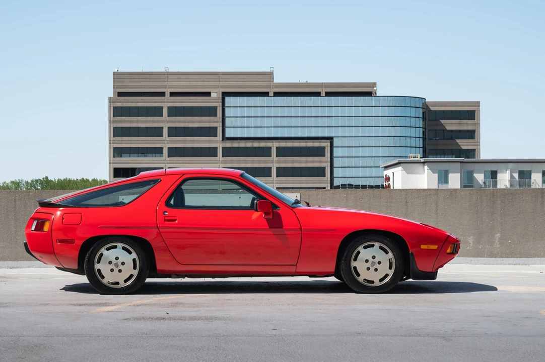 1986 Porsche 928 S - Image 23 of 31