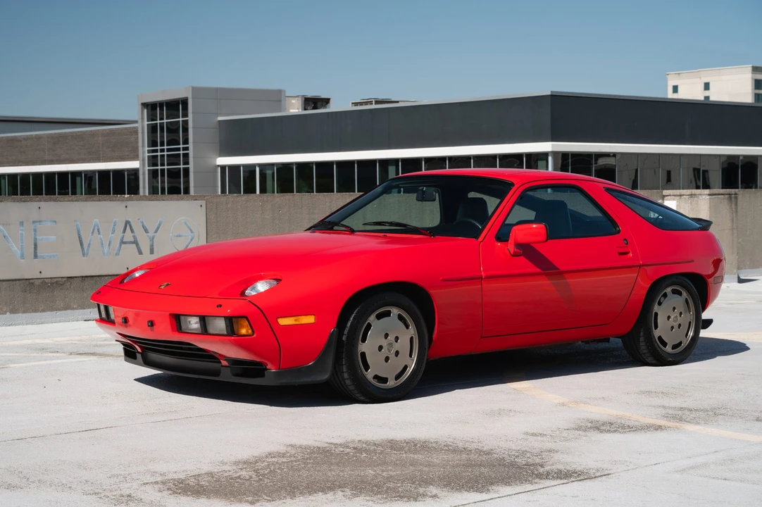 1986 Porsche 928 S - Image 5 of 31