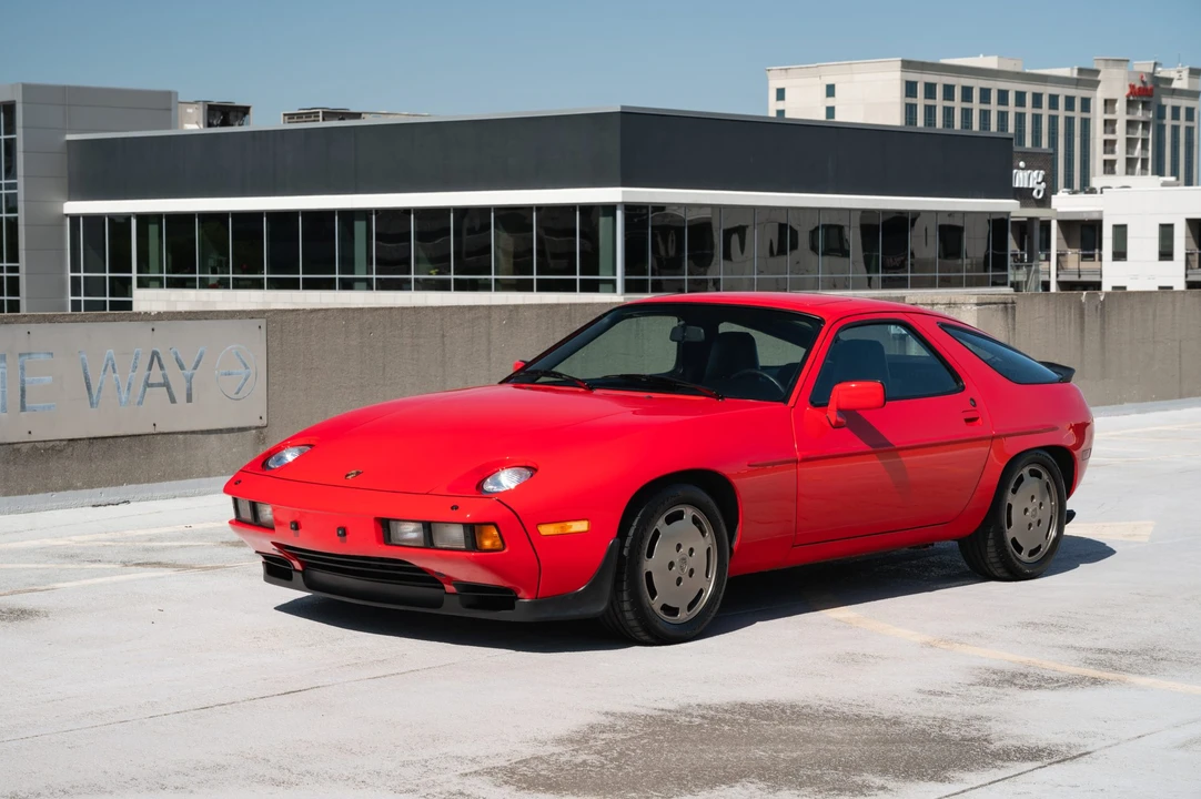 1986 Porsche 928 S - Image 6 of 31