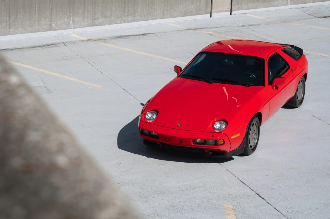 1986 Porsche 928 S - Image 8 of 31