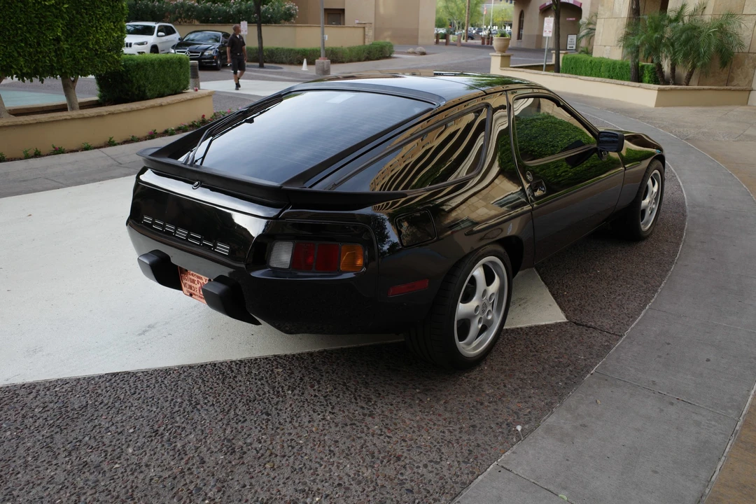 1986 Porsche 928 S - Image 6 of 31
