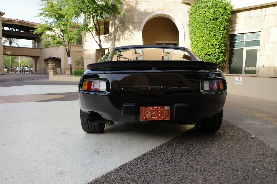 1986 Porsche 928 S - Image 9 of 31
