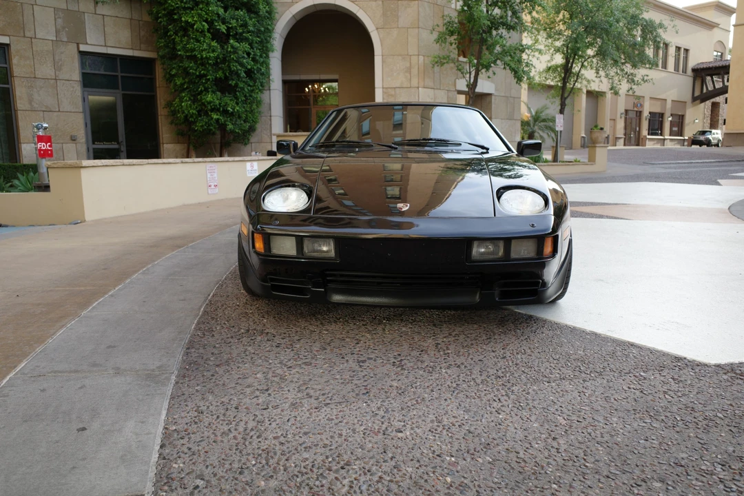 1986 Porsche 928 S - Image 13 of 31