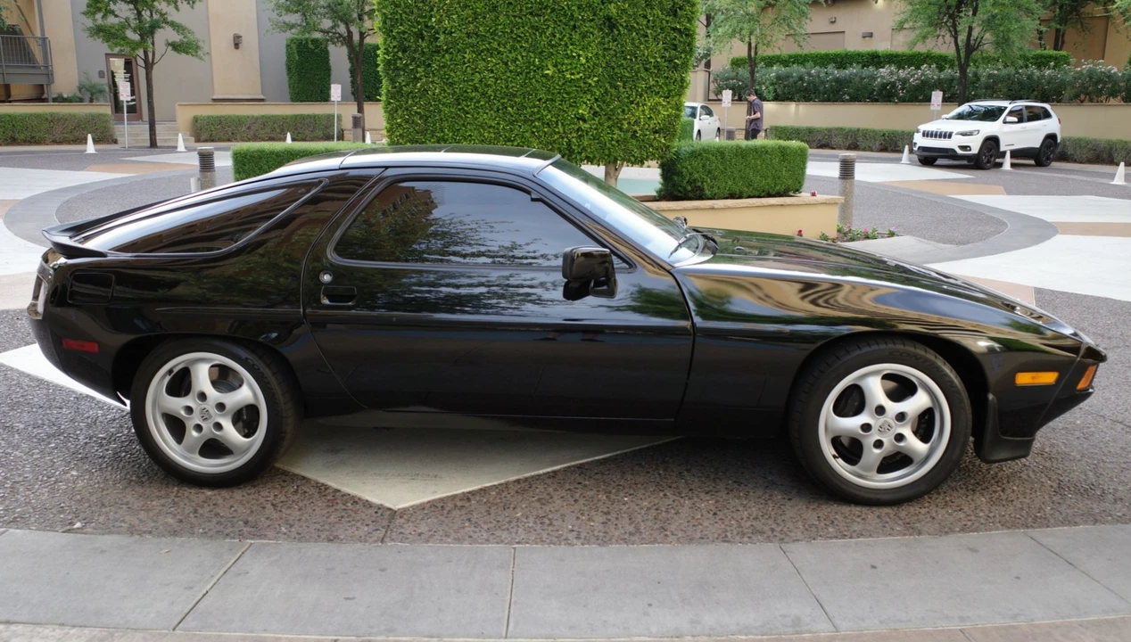 1986 Porsche 928 S - Image 5 of 31