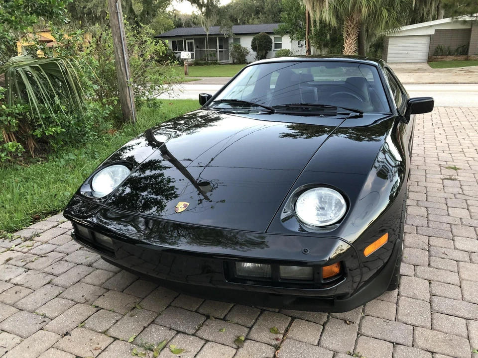 1986 Porsche 928 S - Image 10 of 31