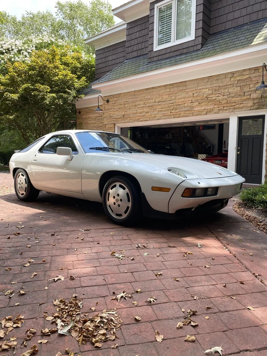 1986 Porsche 928 S - Image 16 of 31