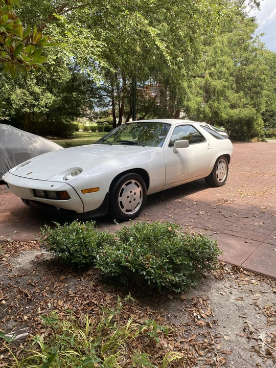 1986 Porsche 928 S - Image 2 of 31