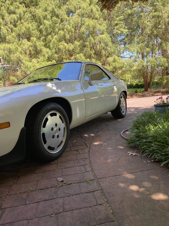 1986 Porsche 928 S - Image 22 of 31