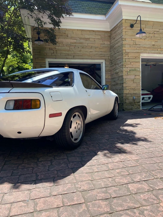 1986 Porsche 928 S - Image 11 of 31