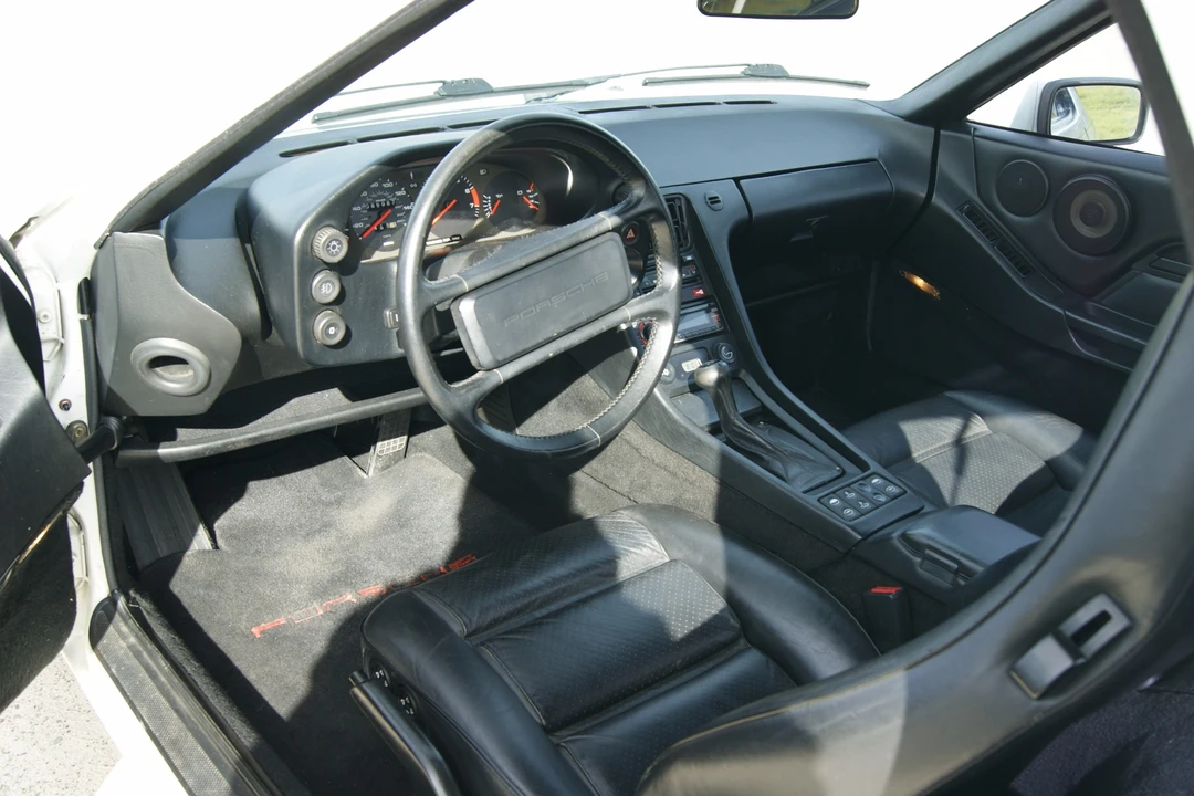 1986 Porsche 928 S - Image 15 of 30