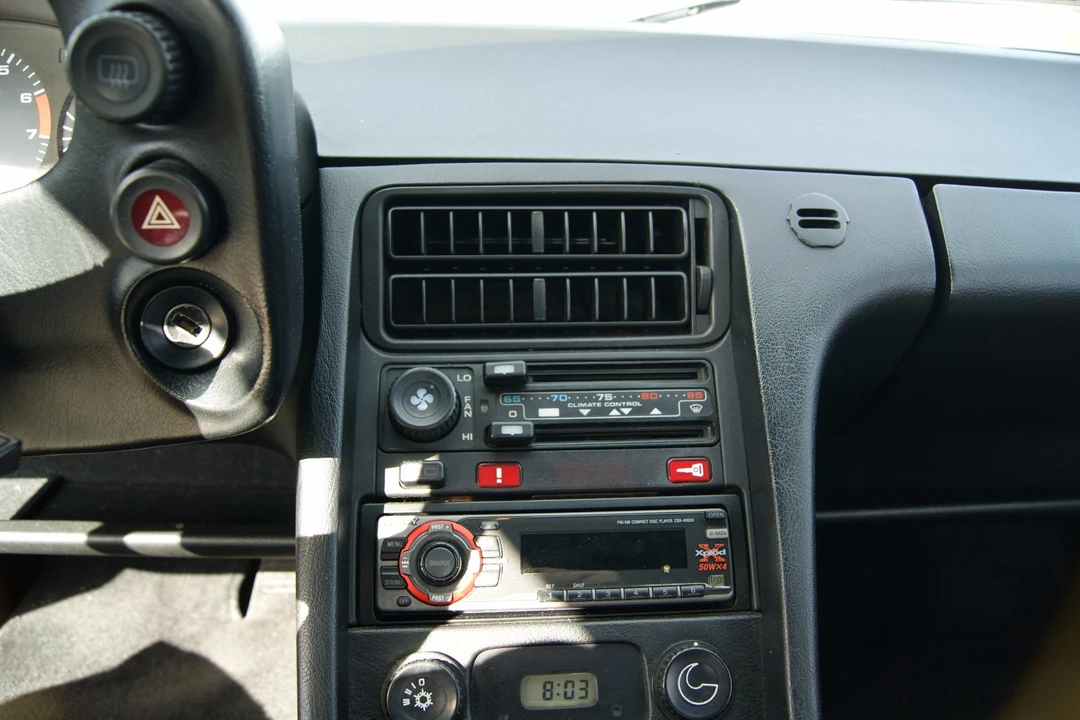 1986 Porsche 928 S - Image 17 of 30