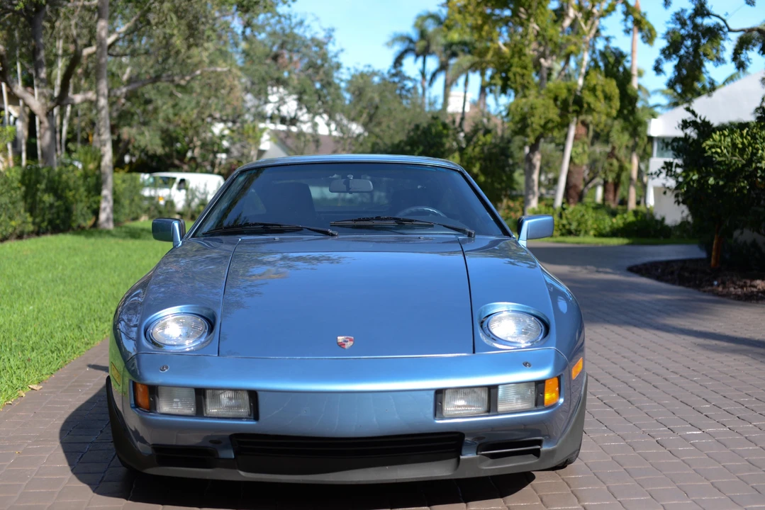 1986 Porsche 928 S - Image 5 of 31