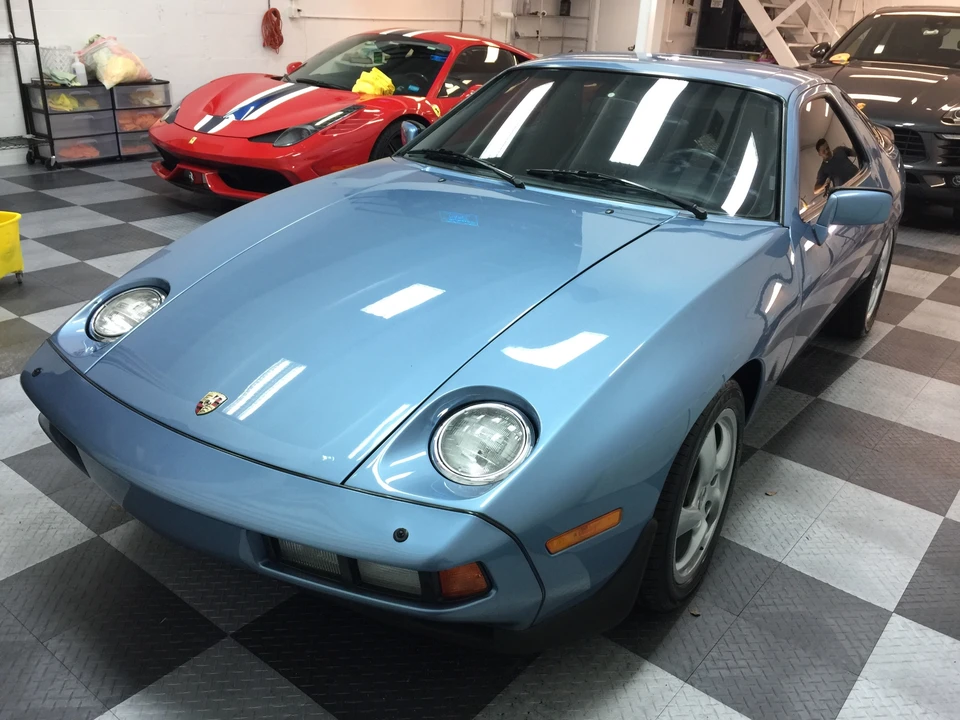 1986 Porsche 928 S - Image 2 of 31