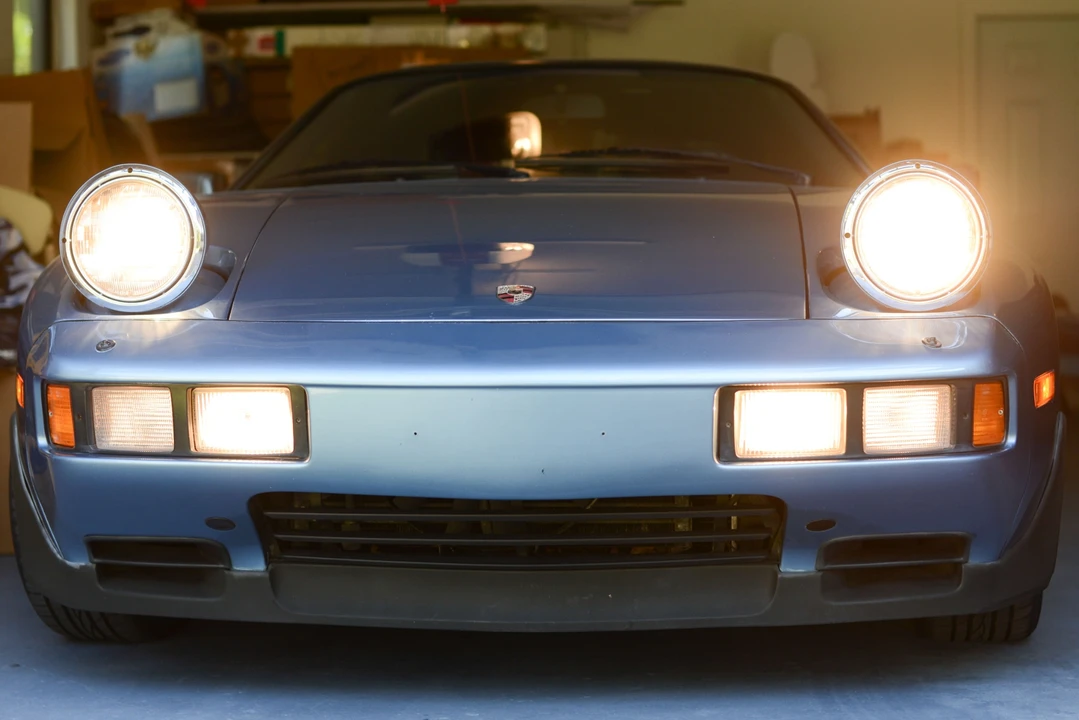 1986 Porsche 928 S - Image 16 of 31