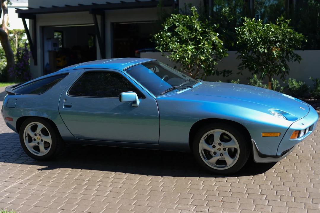 1986 Porsche 928 S - Image 9 of 31