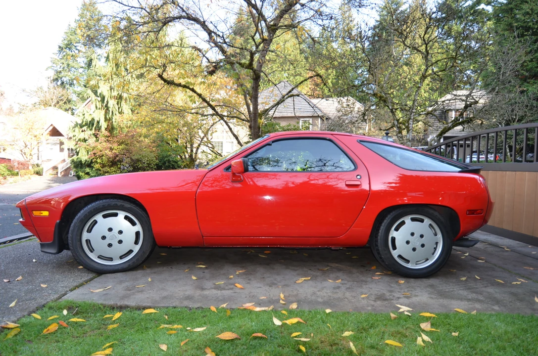 1986 Porsche 928 S - Image 15 of 31