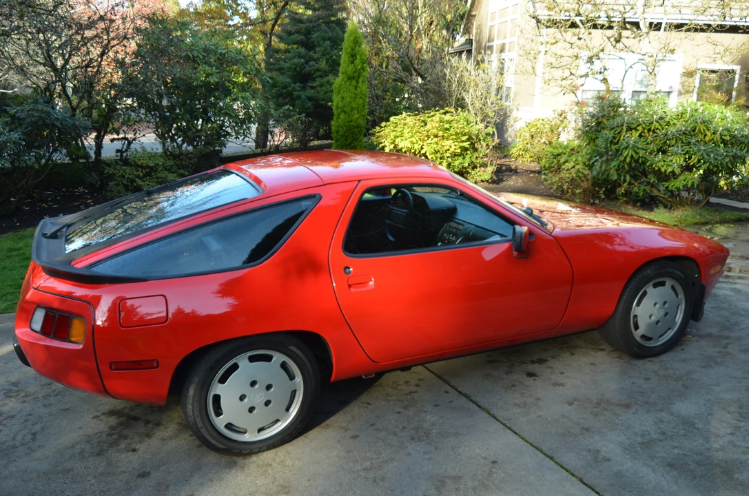 1986 Porsche 928 S - Image 2 of 31