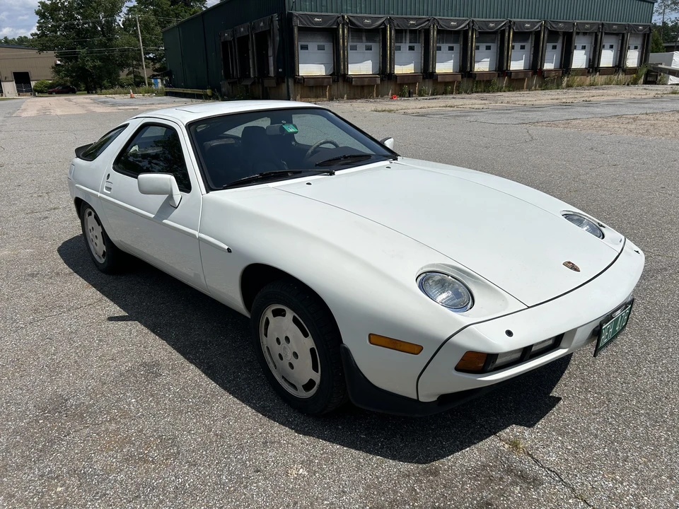 1986 Porsche 928 S - Image 4 of 31