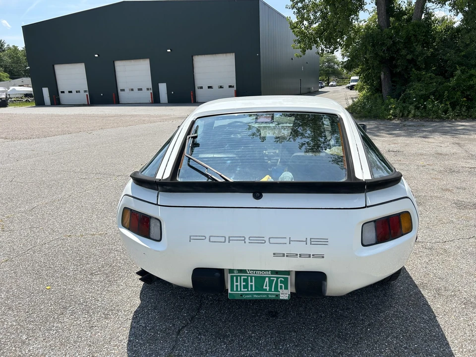 1986 Porsche 928 S - Image 9 of 31