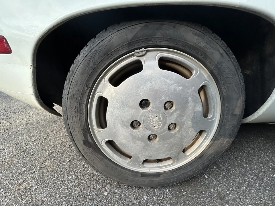 1986 Porsche 928 S - Image 24 of 31