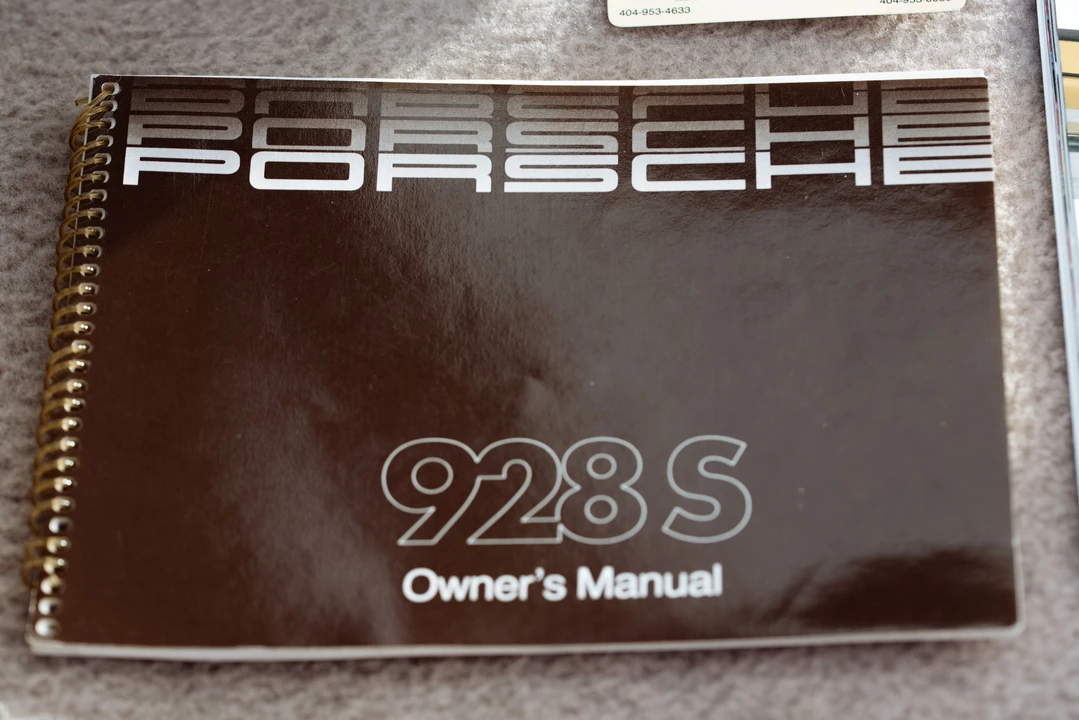 Porsche 928 S - Image 17 of 31
