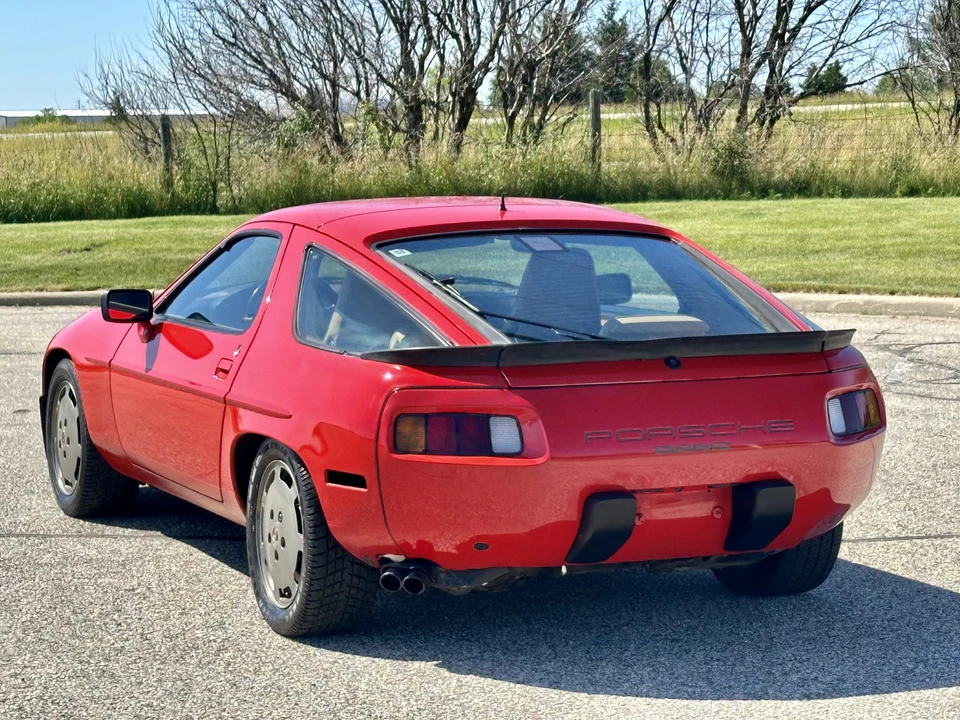 1986 Porsche 928 S - Image 6 of 31