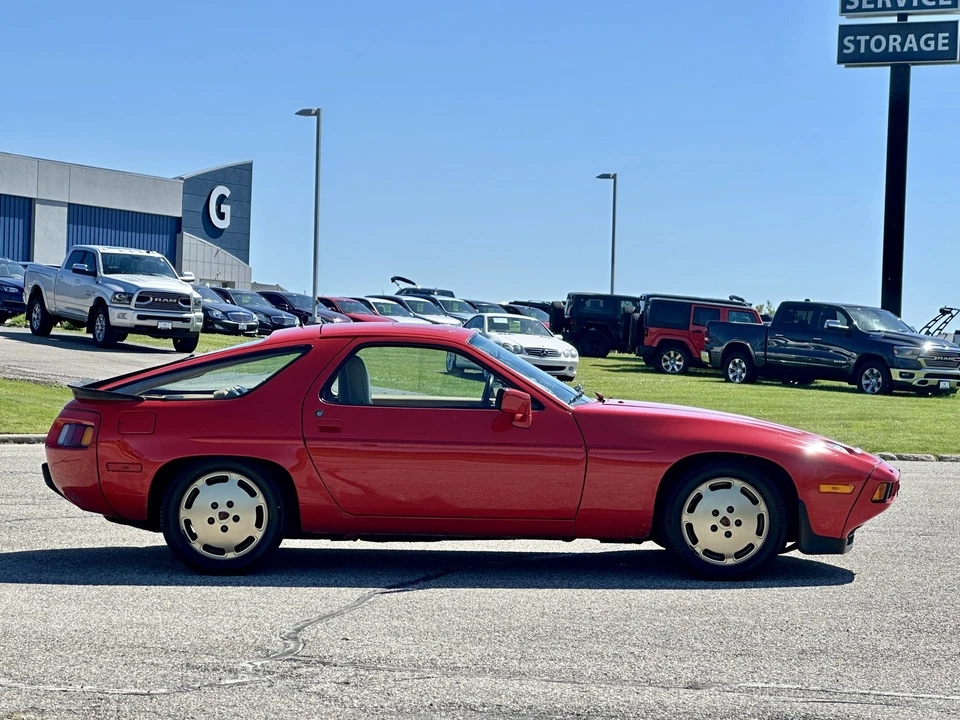 1986 Porsche 928 S - Image 8 of 31