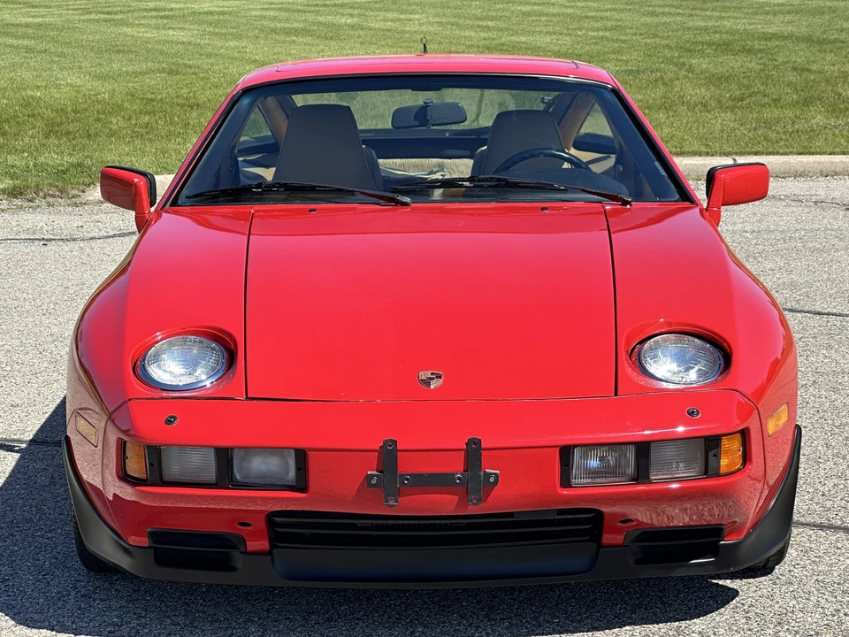 1986 Porsche 928 S - Image 11 of 31