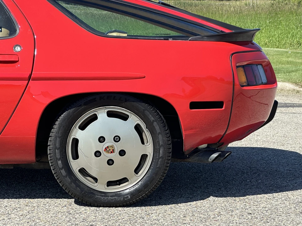 1986 Porsche 928 S - Image 30 of 31