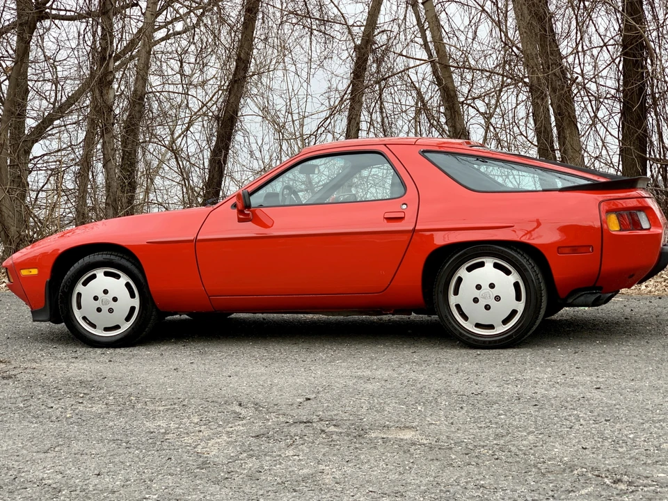 1986 Porsche 928 S - Image 5 of 31