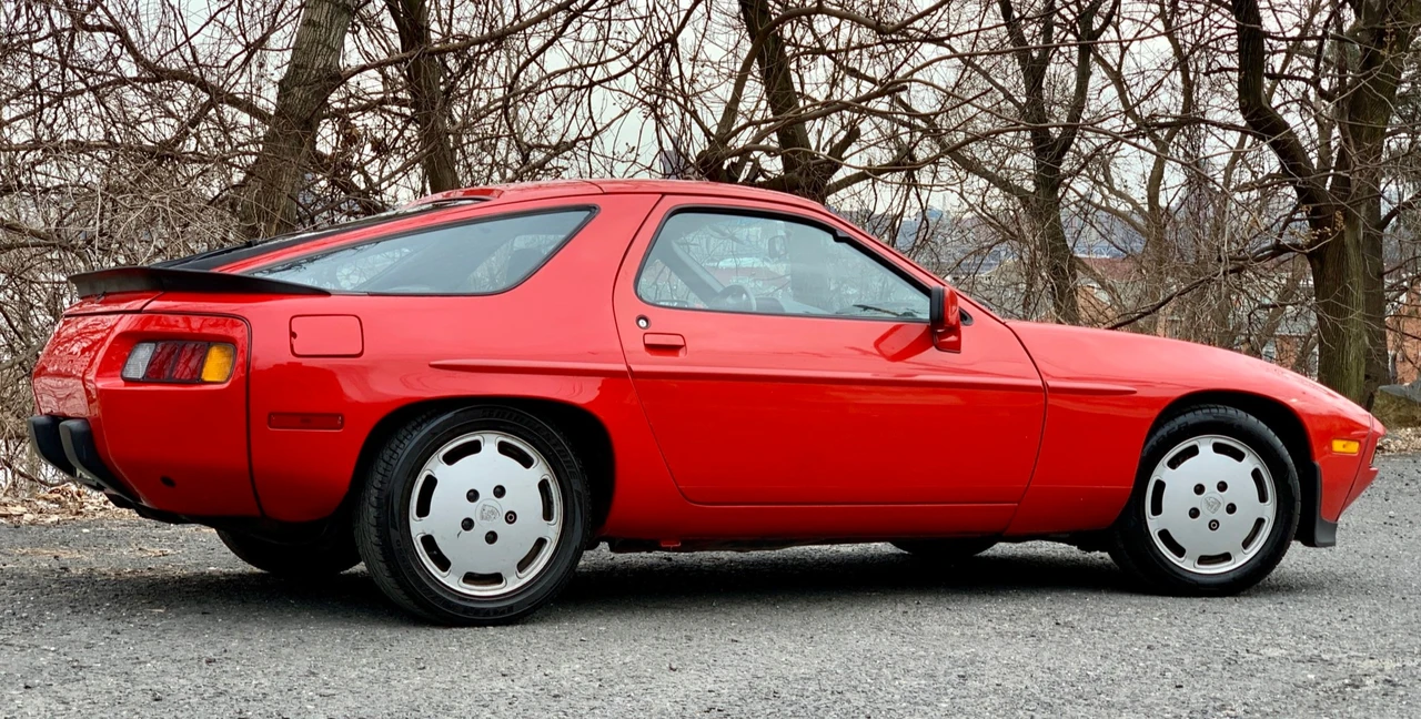 1986 Porsche 928 S - Image 17 of 31