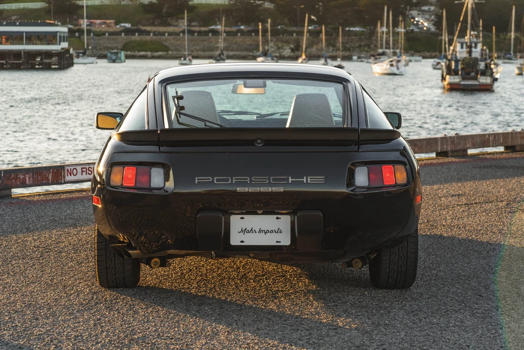 1986 Porsche 928 S - Image 13 of 31