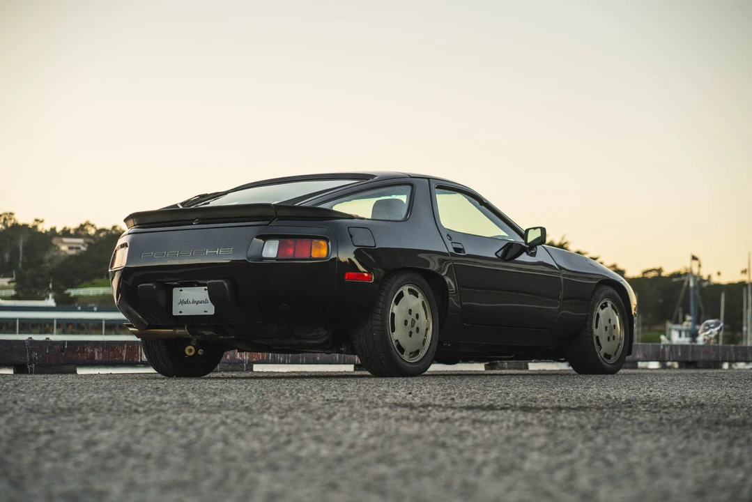 1986 Porsche 928 S - Image 18 of 31