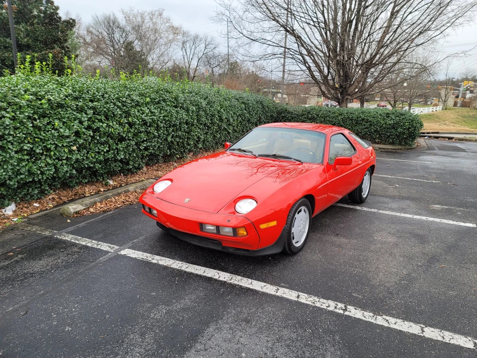 1986 Porsche 928 S - Image 3 of 31