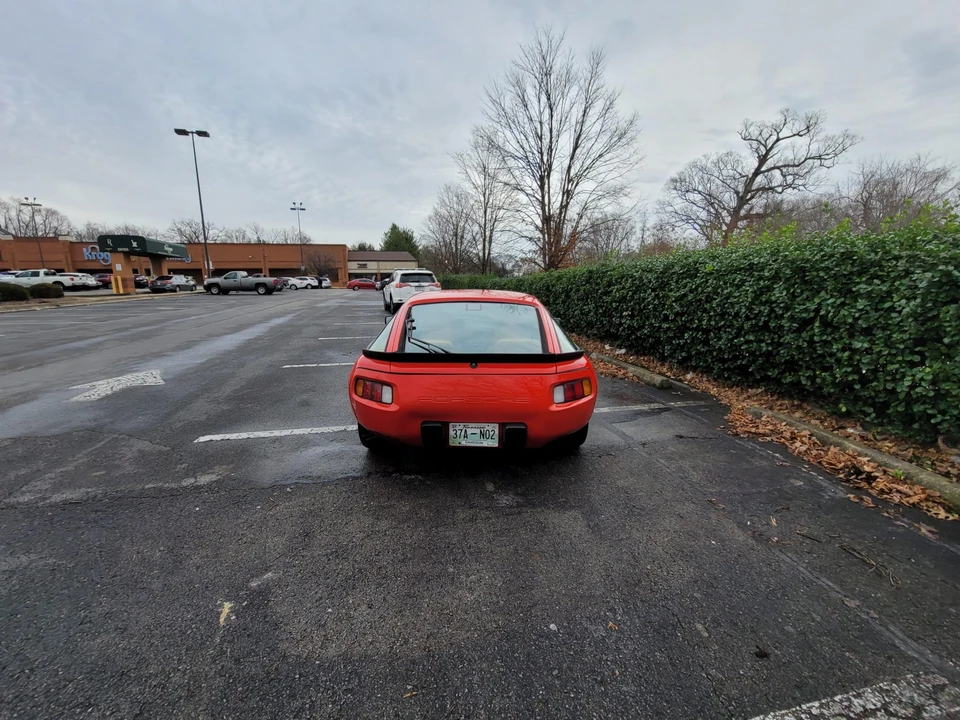 1986 Porsche 928 S - Image 10 of 31