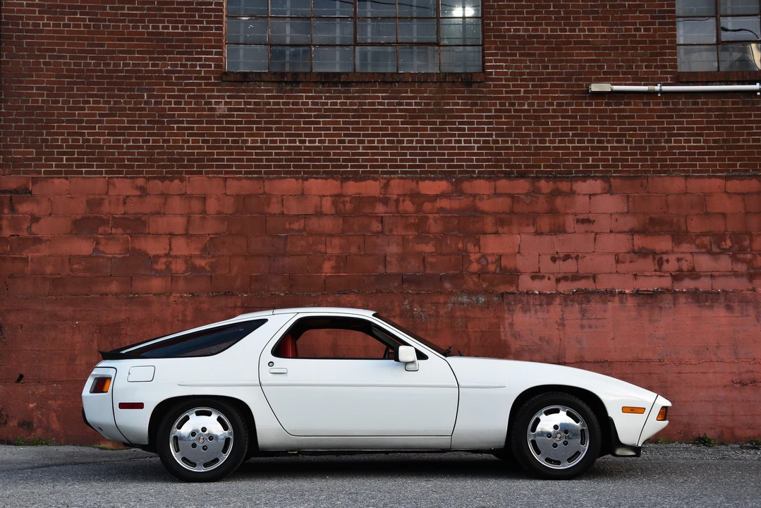 1986 Porsche 928 S - Image 28 of 31