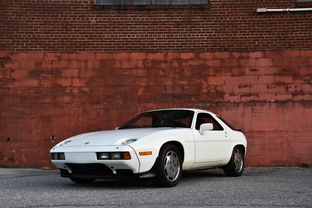 1986 Porsche 928 S - Image 3 of 31