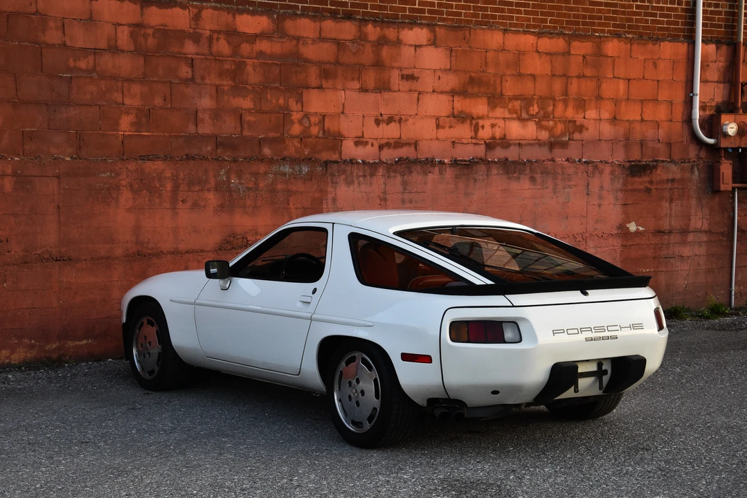 1986 Porsche 928 S - Image 14 of 31