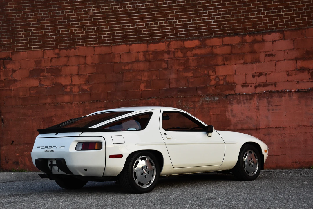 1986 Porsche 928 S - Image 26 of 31