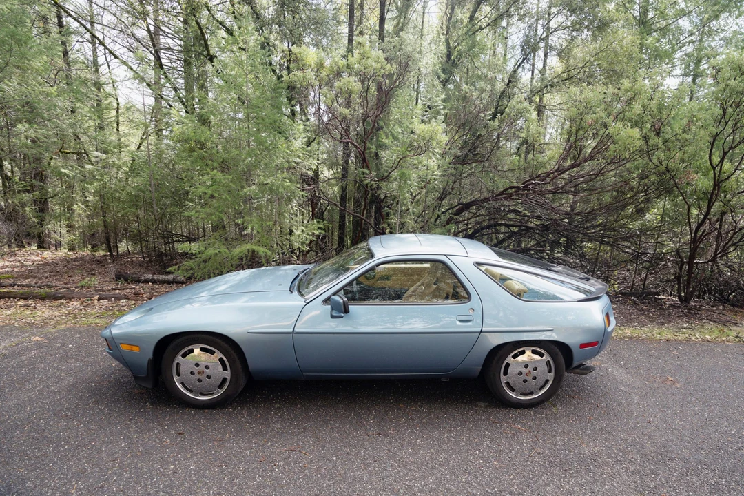 1986 Porsche 928 S - Image 25 of 31