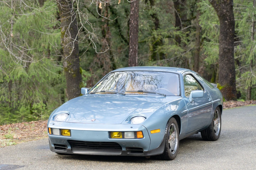 1986 Porsche 928 S - Image 8 of 31