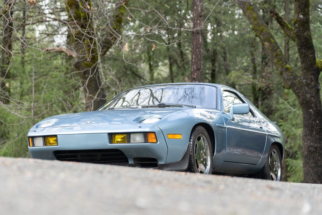1986 Porsche 928 S - Image 3 of 31