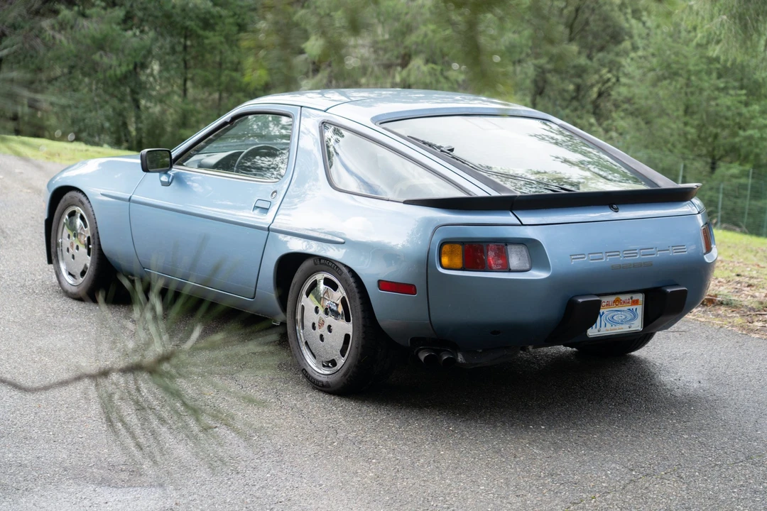 1986 Porsche 928 S - Image 24 of 31