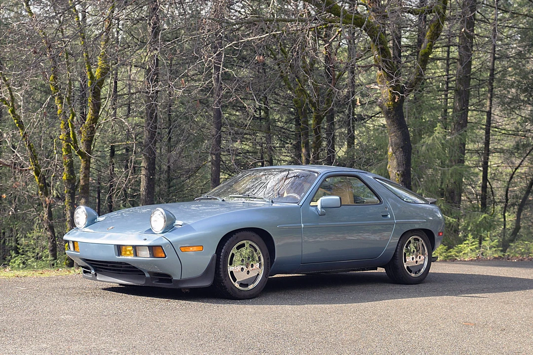 1986 Porsche 928 S - Image 2 of 31
