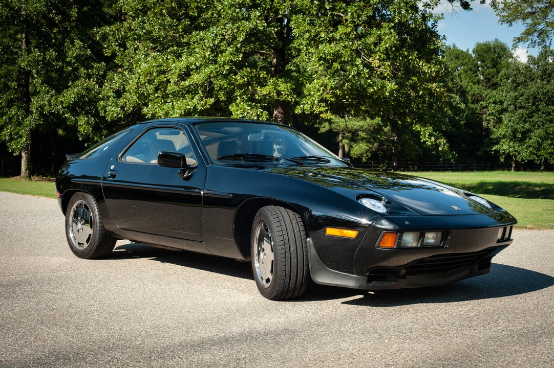 1986 Porsche 928 S - Image 2 of 31