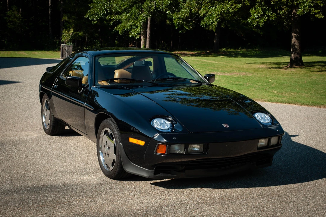 1986 Porsche 928 S - Image 3 of 31