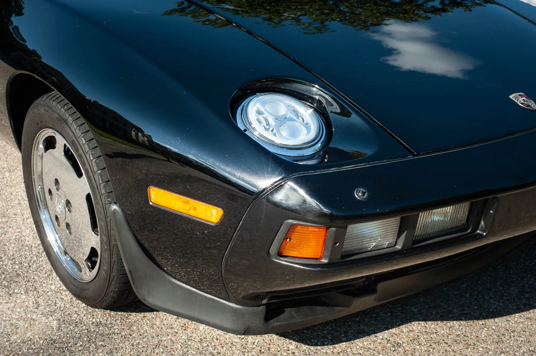 1986 Porsche 928 S - Image 14 of 31
