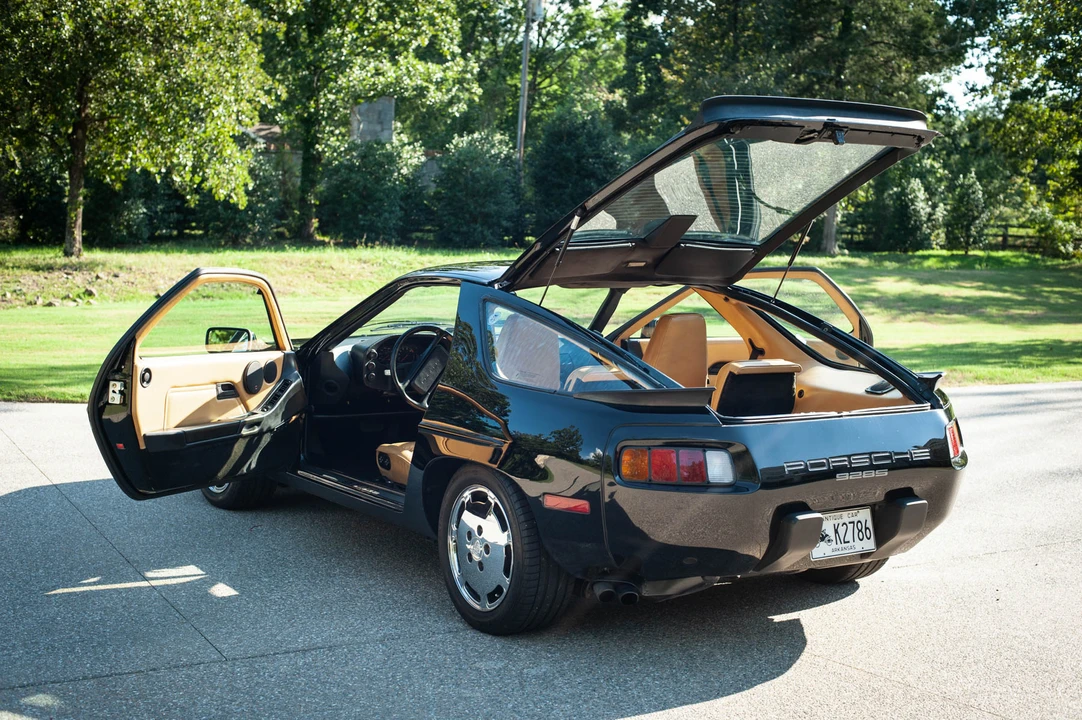 1986 Porsche 928 S - Image 7 of 31